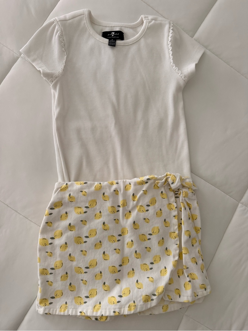 Girls Set 7 for All Mankind: White Ribbed Top with Lemon Skort